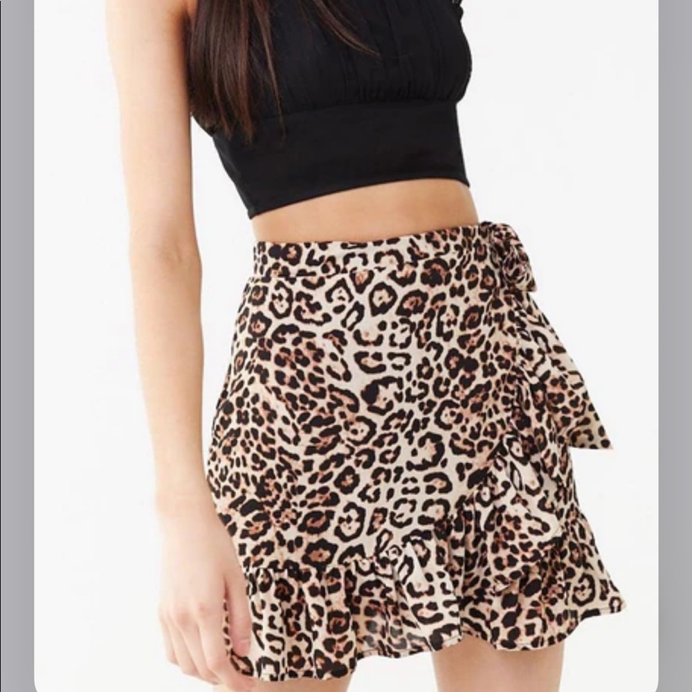 Forever 21 Leopard Print Chiffon Mini Skirt